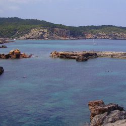 Cala-Xucla, en-Ibiza